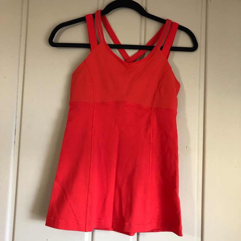 Lululemon tank top